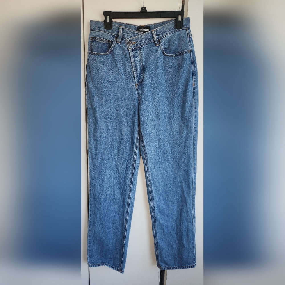 Fashion Nova Size 7 Button Fly Jeans. EUC